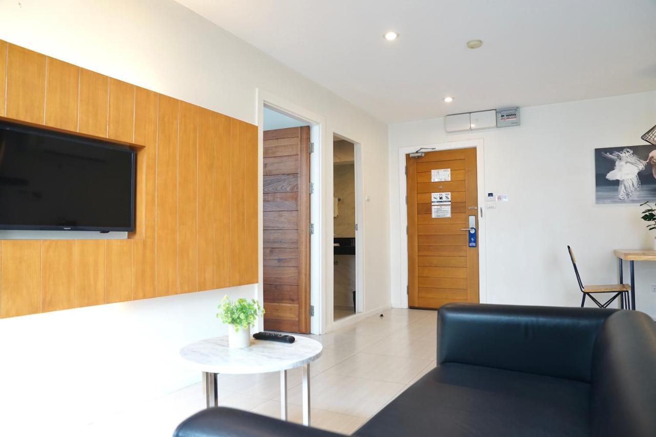 130 Hotel & Residence Bangkok Ngoại thất bức ảnh